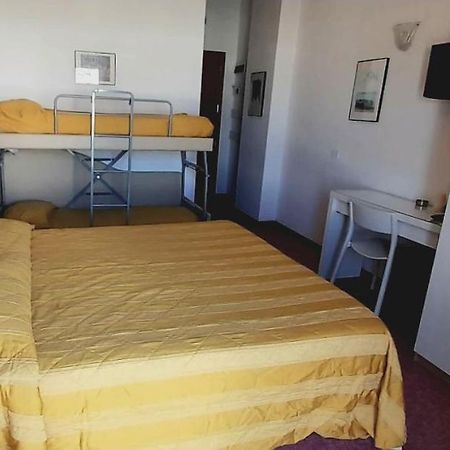 Hotel Igea Spiaggia ベラーリア・イジェア・マリーナ エクステリア 写真