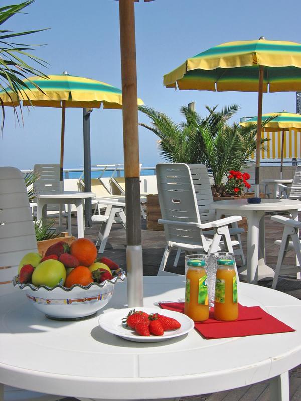 Hotel Igea Spiaggia ベラーリア・イジェア・マリーナ エクステリア 写真
